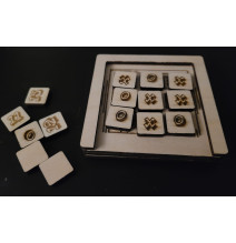 Lesena lasersko izrezana in gravirana igra 2 v 1 - 15 puzzle in Tic Tac Toe.