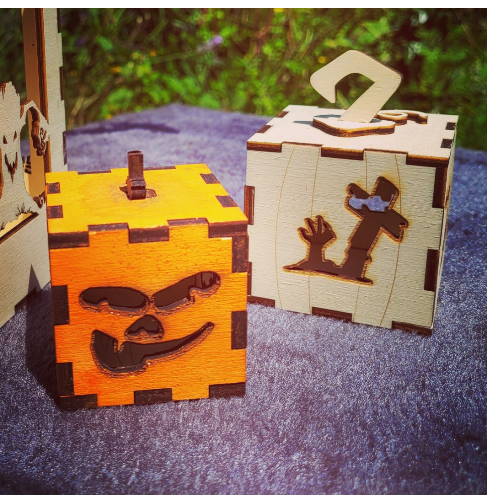 Halloween lanterna za LED svečko